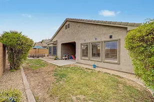 10547 W Desert Star Ln, Peoria, AZ 85382 - Photo 27