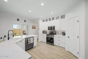 10547 W Desert Star Ln, Peoria, AZ 85382 - Photo 1