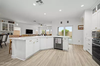 10547 W Desert Star Lane, Peoria, AZ 85382 - Photo 13
