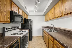 8802 North 8th St, Phoenix, AZ 85020 - Photo 9