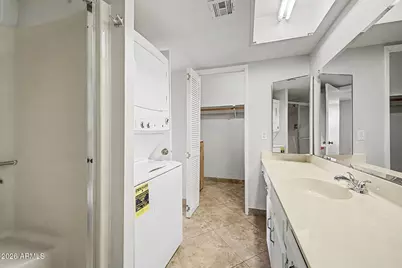 8802 N 8th Street #A2, Phoenix, AZ 85020 - Photo 17