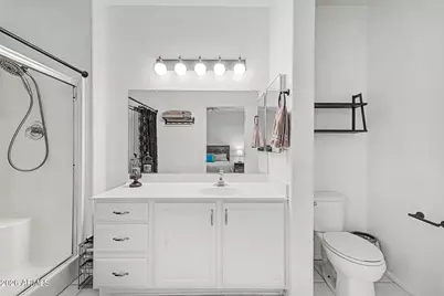 15612 W Grand Creek Lane, Surprise, AZ 85374 - Photo 5