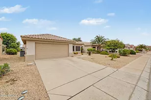 15612 W Grand Creek Ln, Surprise, AZ 85374 - Photo 3
