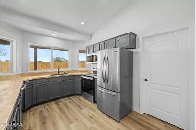 5500 E Savanna Lane, Coolidge, AZ 85128 - Photo 3