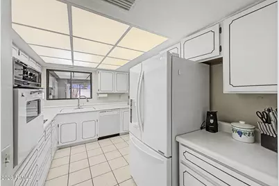 20219 N 125th Avenue, Sun City West, AZ 85375 - Photo 19