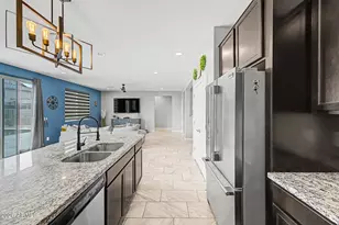 18639 W Via Montoya Dr, Surprise, AZ 85387 - Photo 17