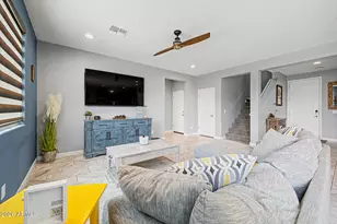 18639 W Via Montoya Dr, Surprise, AZ 85387 - Photo 9