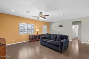 13139 W Tuckey Ln, Glendale, AZ 85307 - Photo 9