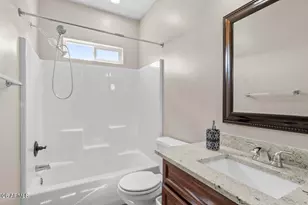13139 W Tuckey Ln, Glendale, AZ 85307 - Photo 17
