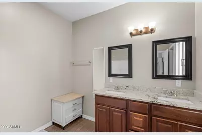 13139 W Tuckey Lane, Glendale, AZ 85307 - Photo 15