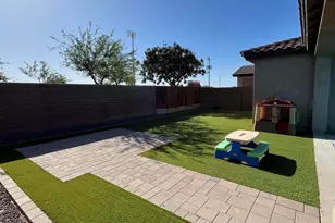 22017 N 97th Dr, Peoria, AZ 85383 - Photo 3