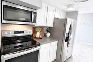 207 W Clarendon Ave, Phoenix, AZ 85013 - Photo 7