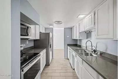 207 W Clarendon Avenue #2B, Phoenix, AZ 85013 - Photo 7