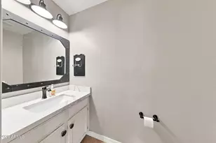 3847 E San Remo Ave, Gilbert, AZ 85234 - Photo 17