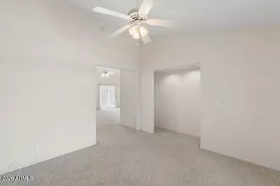 13364 W Wilshire Drive, Goodyear, AZ 85395 - Photo 17