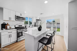 934 S Pioneer St, Mesa, AZ 85204 - Photo 9