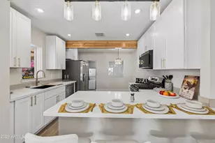2534 N Richland St, Phoenix, AZ 85006 - Photo 11