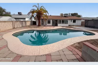 10501 W Loma Lane, Peoria, AZ 85345 - Photo 23