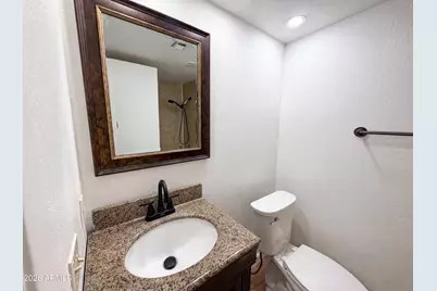 10501 W Loma Lane, Peoria, AZ 85345 - Photo 17