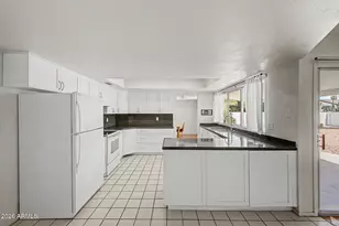 1703 E Watson Dr, Tempe, AZ 85283 - Photo 15