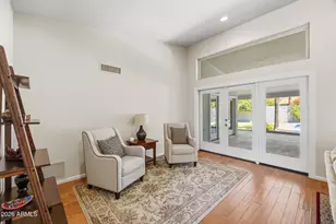 9886 E Cinnabar Ave, Scottsdale, AZ 85258 - Photo 7
