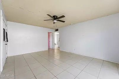 7714 W Mitchell Drive, Phoenix, AZ 85033 - Photo 5