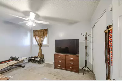 3810 N 78th Drive, Phoenix, AZ 85033 - Photo 31
