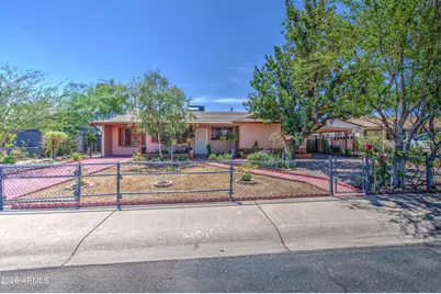 3810 N 78th Drive, Phoenix, AZ 85033 - Photo 3