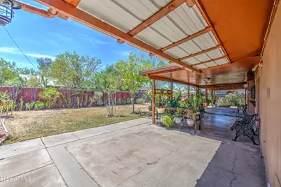 3810 N 78th Drive, Phoenix, AZ 85033 - Photo 37