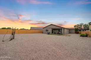 898 E Diamond Dr, Casa Grande, AZ 85122 - Photo 29