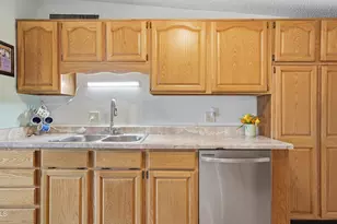 310 Dragoon St, Huachuca City, AZ 85616 - Photo 7
