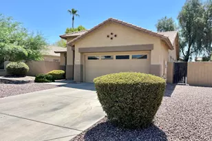 3641 S Loback Ln, Gilbert, AZ 85297 - Photo 3