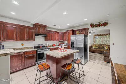 5402 W Northview Avenue, Glendale, AZ 85301 - Photo 3