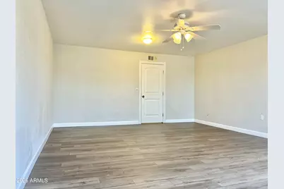 281 S California Street, Chandler, AZ 85225 - Photo 11