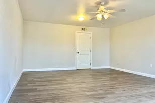 281 S California St, Chandler, AZ 85225 - Photo 11
