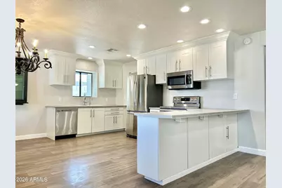 281 S California Street, Chandler, AZ 85225 - Photo 7