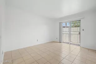 924 S Hacienda Dr, Tempe, AZ 85281 - Photo 27