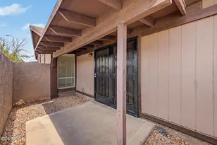 924 S Hacienda Dr, Tempe, AZ 85281 - Photo 7