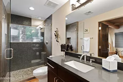7127 N 23rd Place N, Phoenix, AZ 85020 - Photo 23