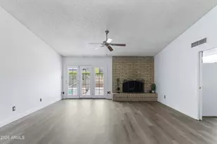 2338 E Yucca St, Phoenix, AZ 85028 - Photo 9