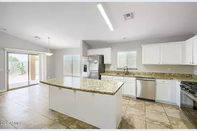 39378 N Marla Circle, San Tan Valley, AZ 85140 - Photo 15
