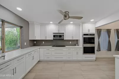 4626 E Adobe Drive, Phoenix, AZ 85050 - Photo 3