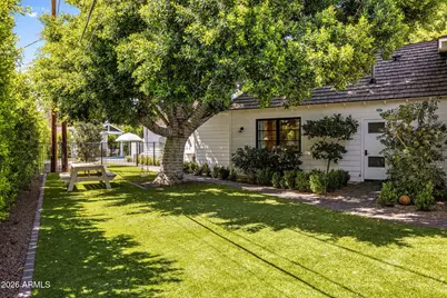 4455 E Calle Del Norte --, Phoenix, AZ 85018 - Photo 33