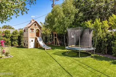 4455 E Calle Del Norte --, Phoenix, AZ 85018 - Photo 35