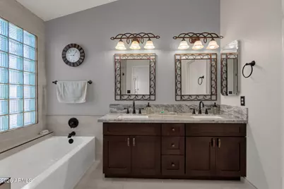 4225 E Cathedral Rock Drive, Phoenix, AZ 85044 - Photo 27