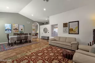 4225 E Cathedral Rock Dr, Phoenix, AZ 85044 - Photo 11