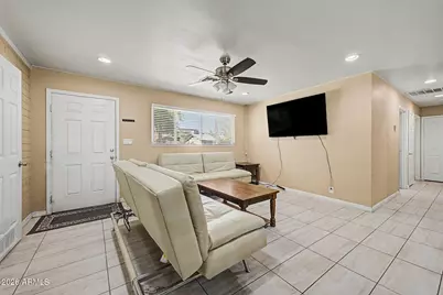515 E Vista Del Cerro Drive, Tempe, AZ 85281 - Photo 7
