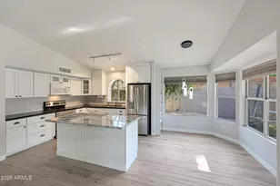 14215 N 56th Pl, Scottsdale, AZ 85254 - Photo 11