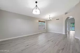 14215 N 56th Pl, Scottsdale, AZ 85254 - Photo 15