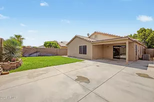 8928 W Harmony Ln, Peoria, AZ 85382 - Photo 27